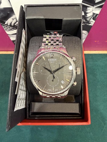 Montre tissot modèle - montre,