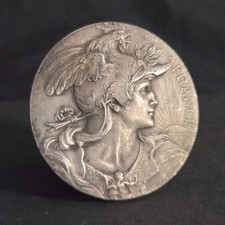 MEDAILLE Bronze, Marianne Casquée et Coq, signé Louis Bottée