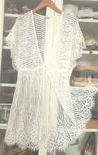 NUISETTE "ETAM" 38 - DESHABILLE en DENTELLE DE POLIAMIDE - COMME NEUVE