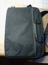 Sacoche Ordinateur Portable Case Logic Laptop URBAN FACTORY Bag 15in. Black 