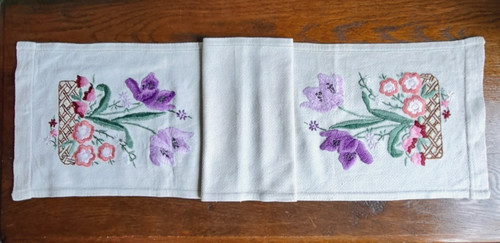 Hand embroidered 1930s table - 1930s,