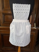 Ancien tablier de bonne / serveuse en polyamide et broderie    réfT11