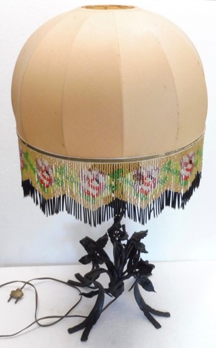 Belle ancienne lampe fer - ,