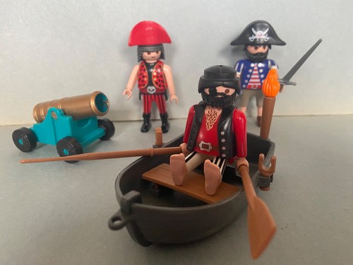 Playmobil 9pc lot pirates - 9pc, of