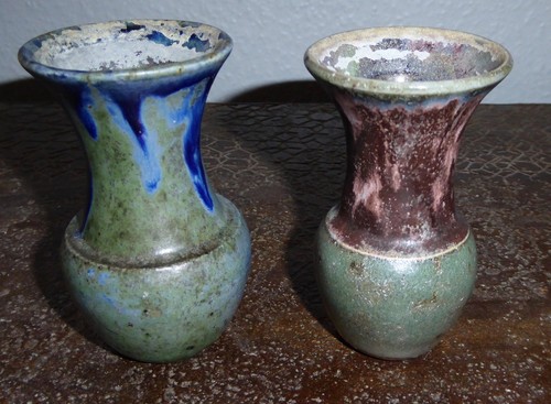 Deux vases miniature grès
