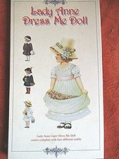  JOUET ANCIEN LADY ANNE PAPER DOLL POUPÉE EN PAPIER AVEC 4 TENUES 1970'S