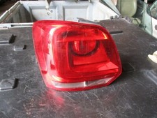 FEU ARRIERE GAUCHE VOLKSWAGEN POLO 1.2 TDI 75 CV 2011
