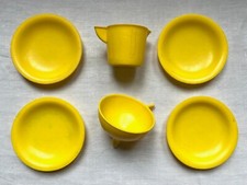 ELEMENTS DE DÎNETTE EN