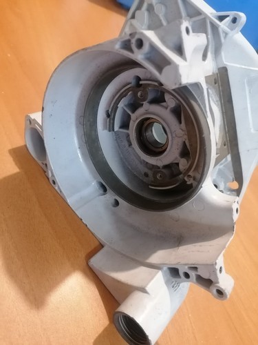 Carter moteur tronçonneuse - carter,