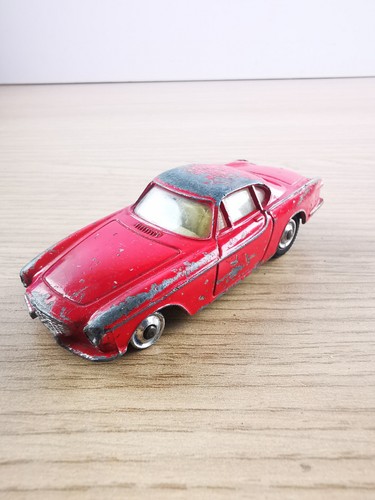 Corgi toys 228 volvo 1800 - toys,