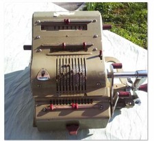 INSOLITE RARE MACHINE A CALCULER ALLEMANDE BRUNSVIGA BRAUNSCHWEIG COLLECTION