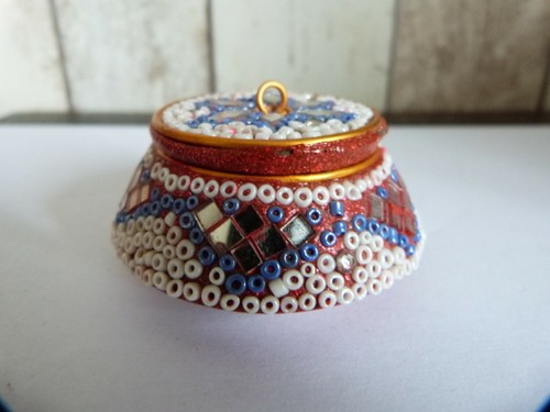 Ancienne boite pilules - a,