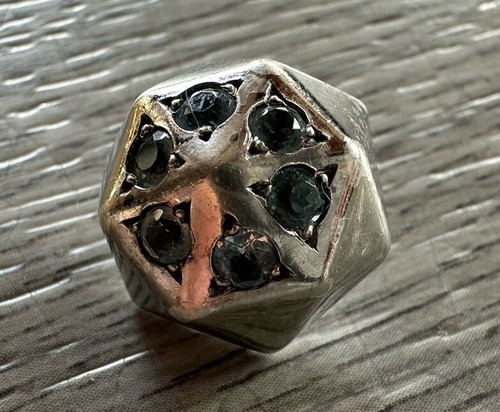 Rare bouton ancien époque - ancien,