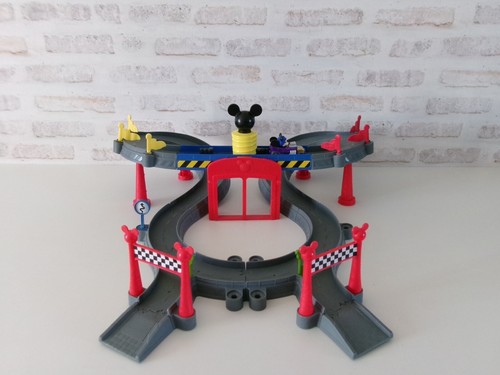 Circuit course mickey mouse - circuit,