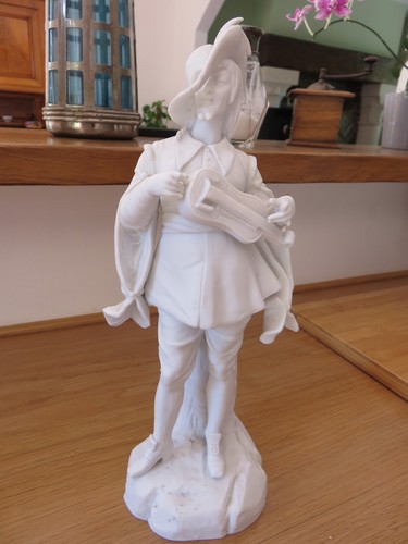 Statue biscuit de - en,