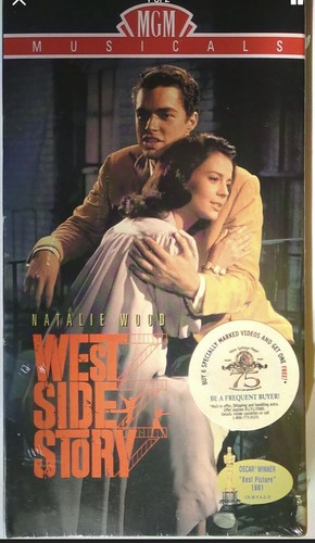 West side story natalie wood - side,