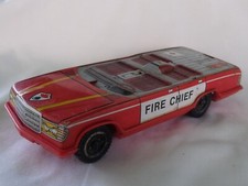 ref D2  - JOUSTRA - base VOITURE POMPIER " FIRE CHIEF " pour pièces ou à rénover