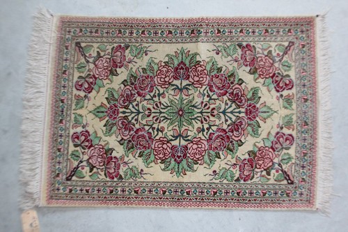 Tapis soie roses - roses, (54624)