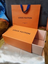 Boîte vide louis Vuitton  30.50x22x12 avec son sac Shopping 40x34x16