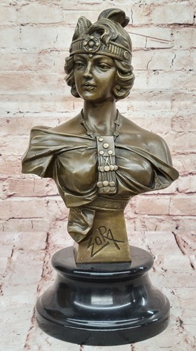 Sculpture bronze zora - bronze, par