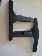 Pieds d'une télévision