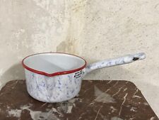 Casserole émaillée blanche marbrée bleue, St SERVAIS, Belgique