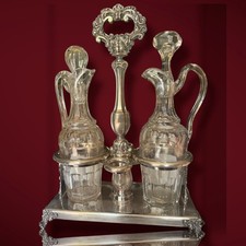 Huilier ancien en métal argenté poinçonné