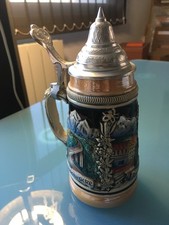  Chope à bière céramique allemande 18 cm à décor en relief