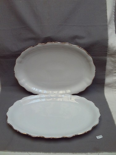 Anciens plats ovales en - anciens,