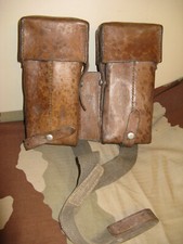 PAIRE de PORTE-CHARGEURS  SUISSE  datés 1944