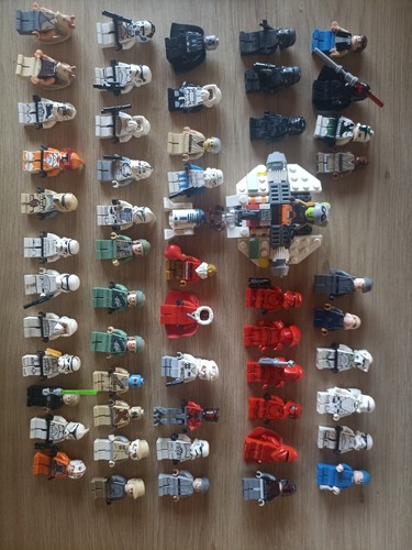Lot figurines lego - 55,