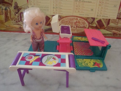 P44 ancien jouet poupee - p44/,