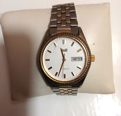 Montre q - &, citizen)