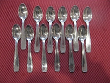 ++"521.3"    12 CUILLERES A