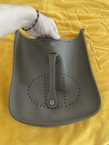 Authentic hermes cross body - authentic,
