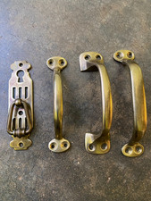 Anciennes poignées de tiroir