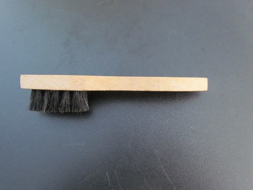 Brosse cirage pour - brosse, a