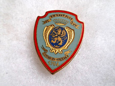 Un insigne militaire " 3°