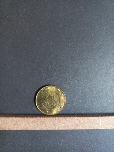 Pièce italie 200 - pièce,