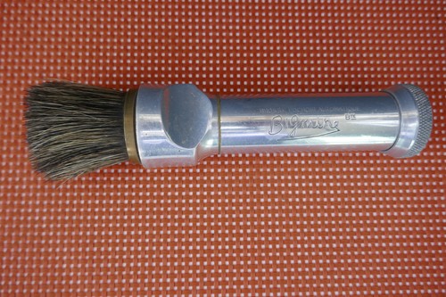 Ancienne brosse pochoir - ancienne, a