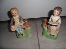 2 bibelots figurines NEUFS PORCELAINE BISCUIT Années 80