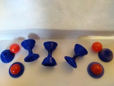 Le coquetier magique à la balle, avec défauts du pied (voir photos)