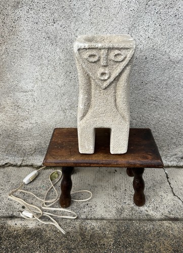 Lampe table anthropomorphe - de,