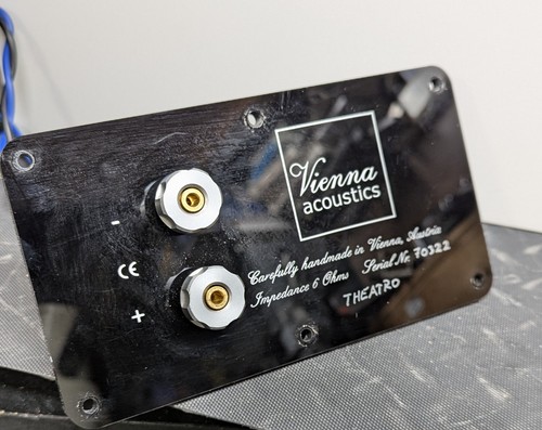 Vienna acoustics theatro - 1,