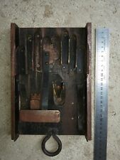 D5- Rarissime ancien Emporte Pièce gants gantier Old tool gloves main de fer 2