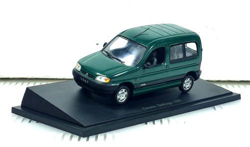 Universal hobbies citroen - 1/43,