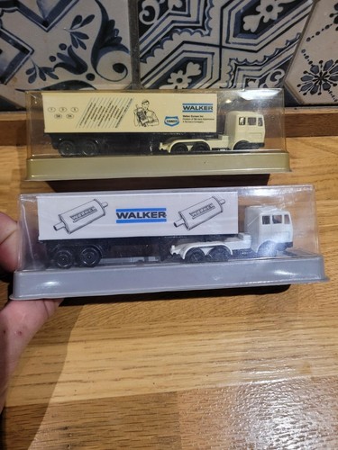Lot camions miniature - de, 2