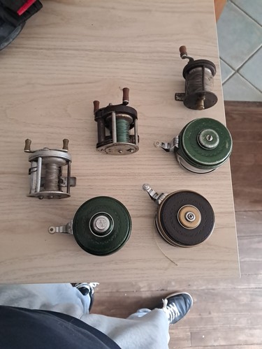 Lot moulinets anciens peche - lot,