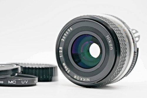 Near mint nikon nikkor 35mm - ai,