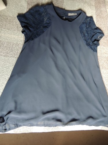 Corsage dentelle marine - marine, taille